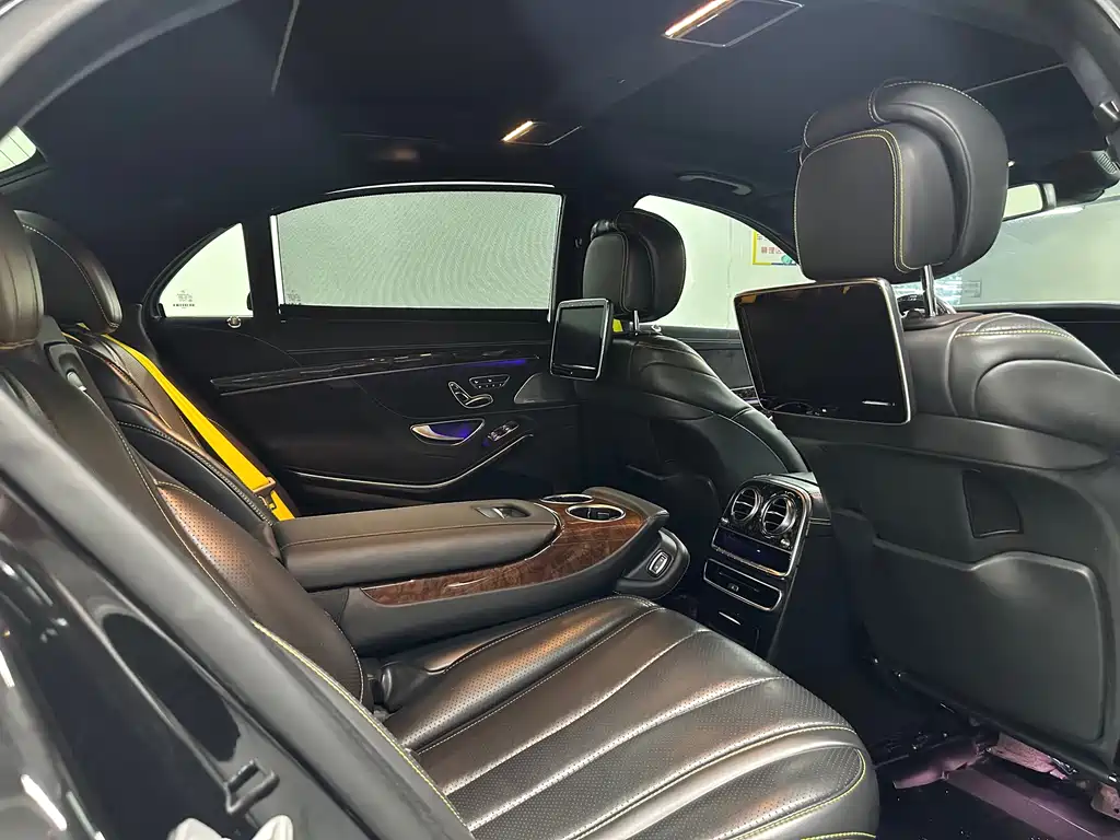 Mercedes-Benz S-Class — миниатюра 7