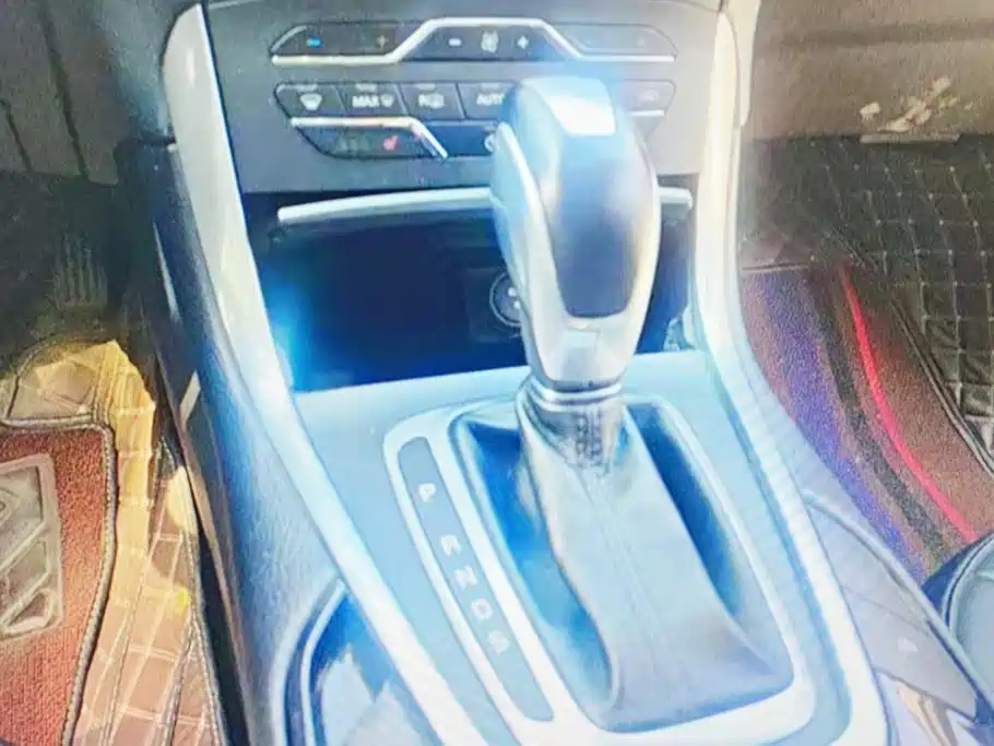 Ford Edge — миниатюра 16