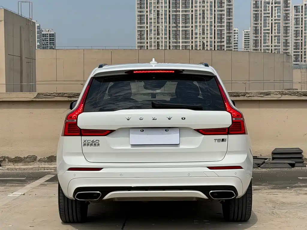 Volvo XC60 — миниатюра 5