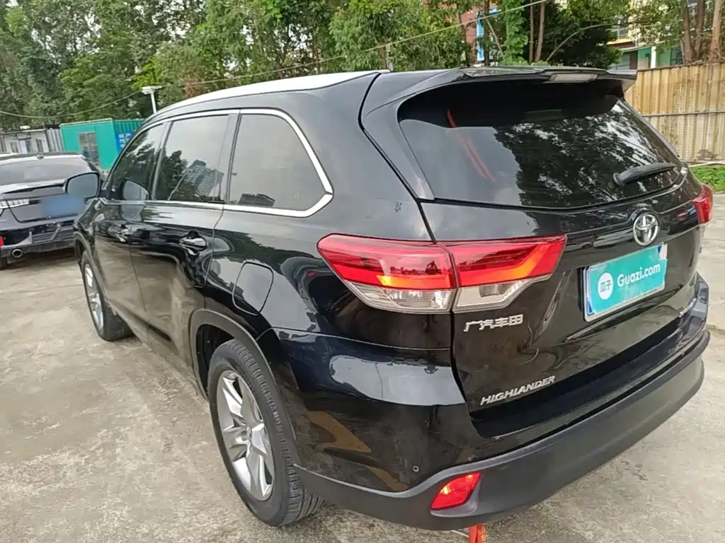 Toyota Highlander — миниатюра 5
