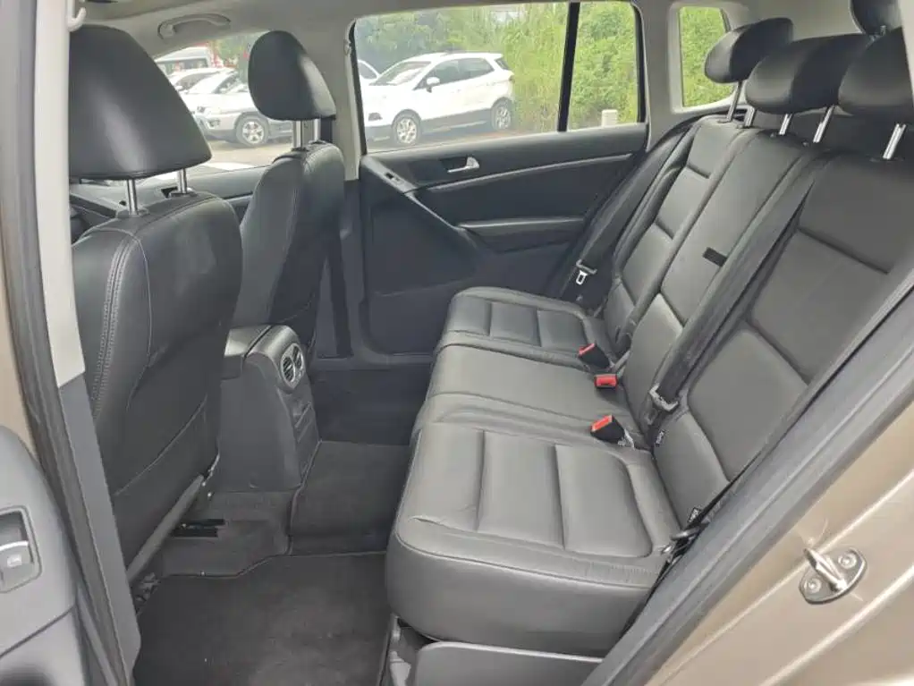Volkswagen Tiguan — миниатюра 8