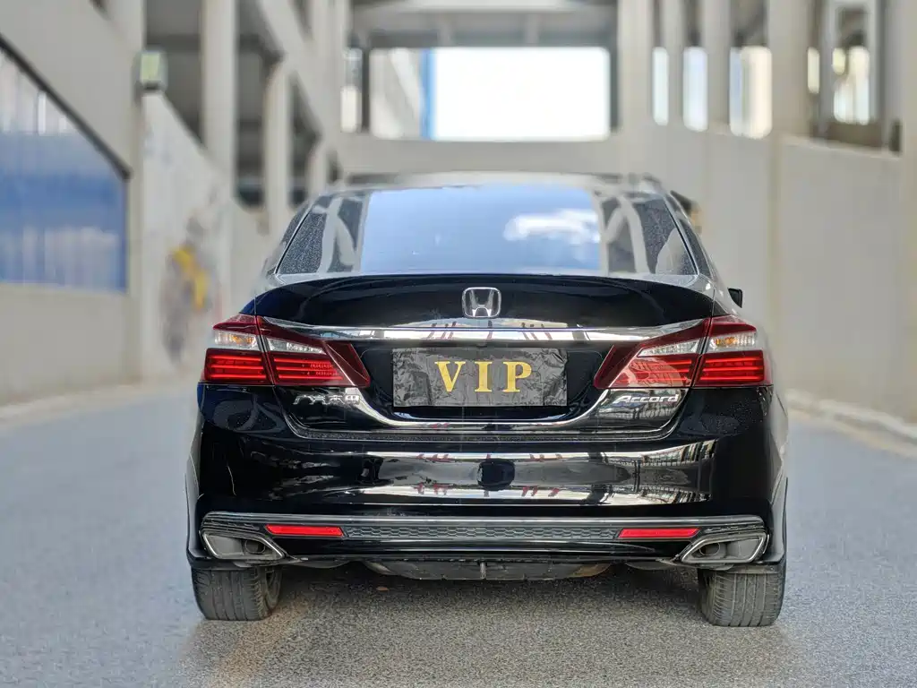 Honda Accord — миниатюра 5