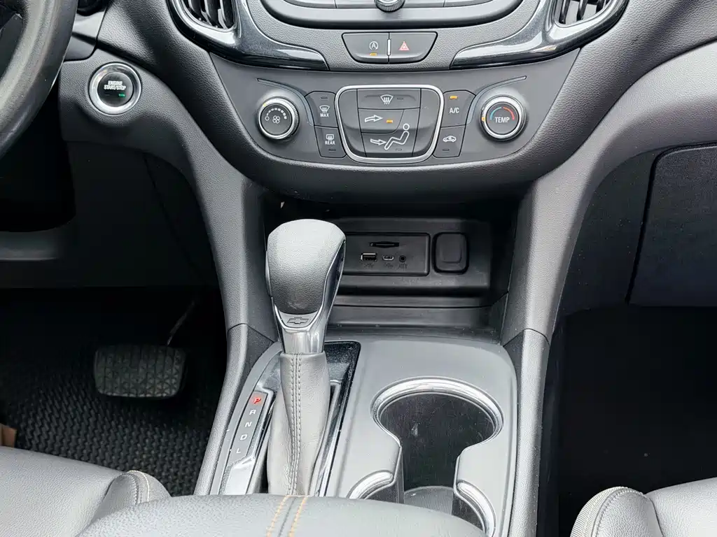 Chevrolet Equinox — миниатюра 19