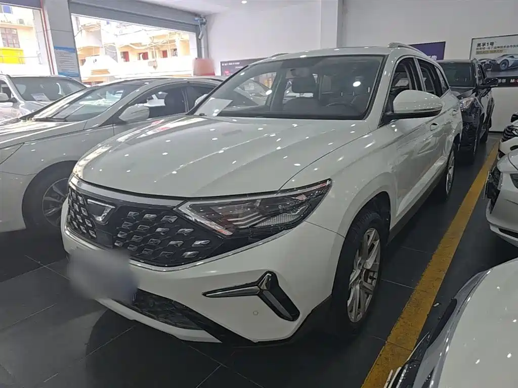 Купить Jetta VS7