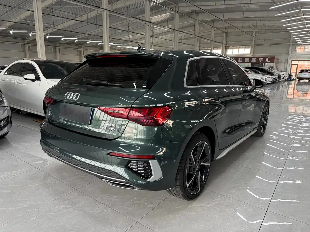 Audi A3 2023 Sportback 35 TFSI Fashion Sport