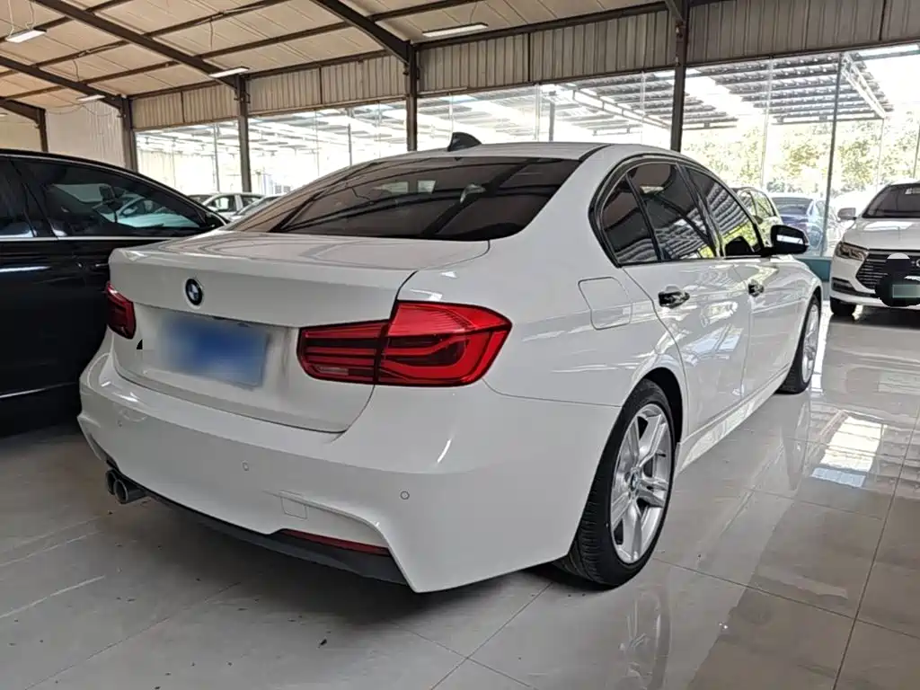 BMW 3 Series — миниатюра 7