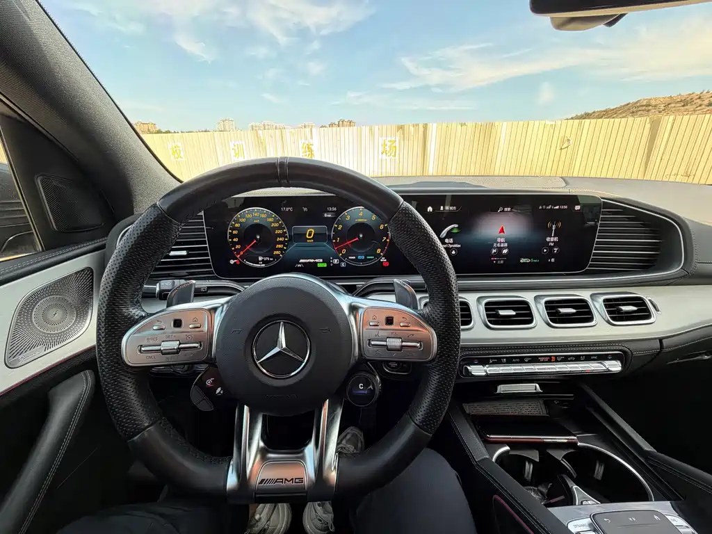Mercedes-Benz GLE AMG — миниатюра 10