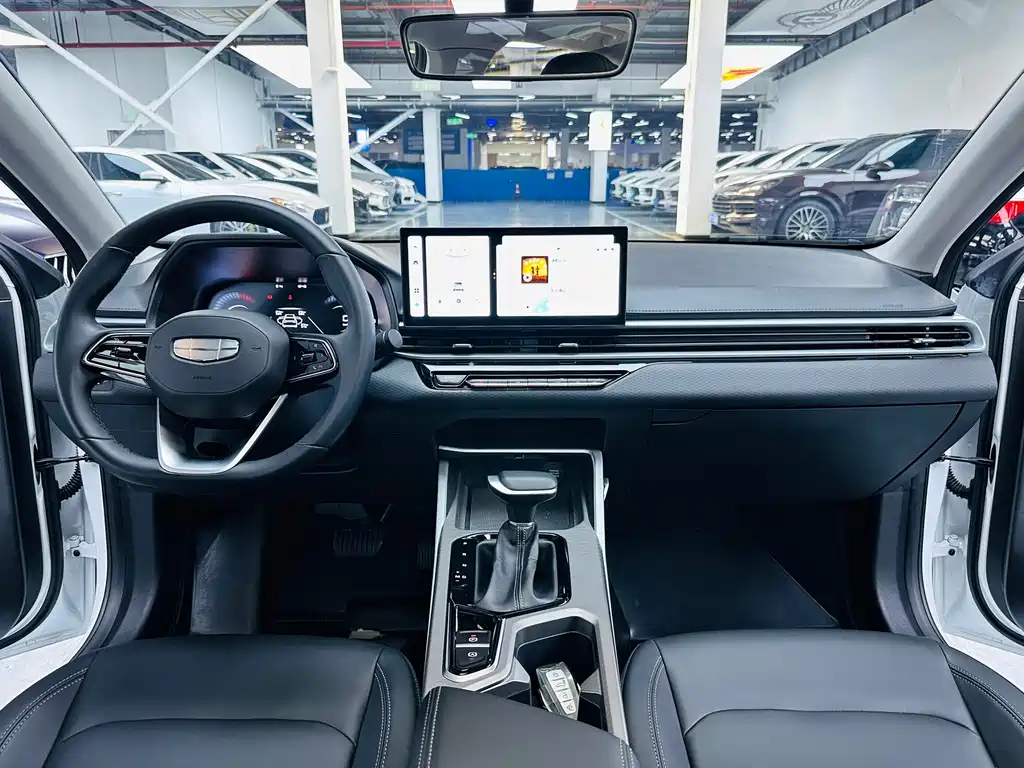 Geely Emgrand — миниатюра 5