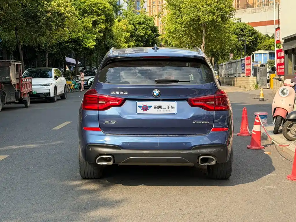 BMW X3 — миниатюра 5