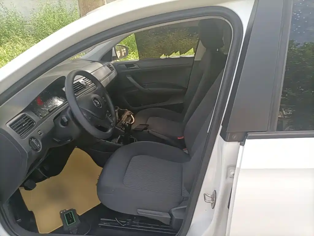 Volkswagen Santana — миниатюра 15