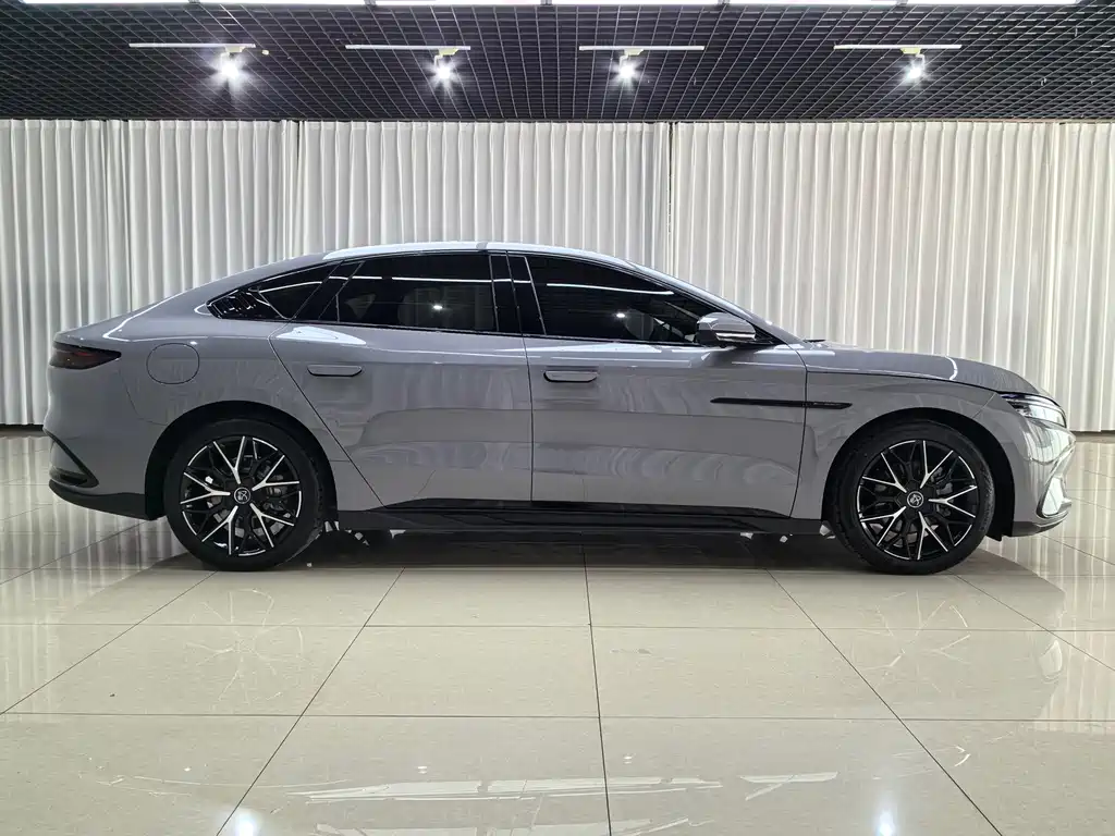 BYD Han — миниатюра 8