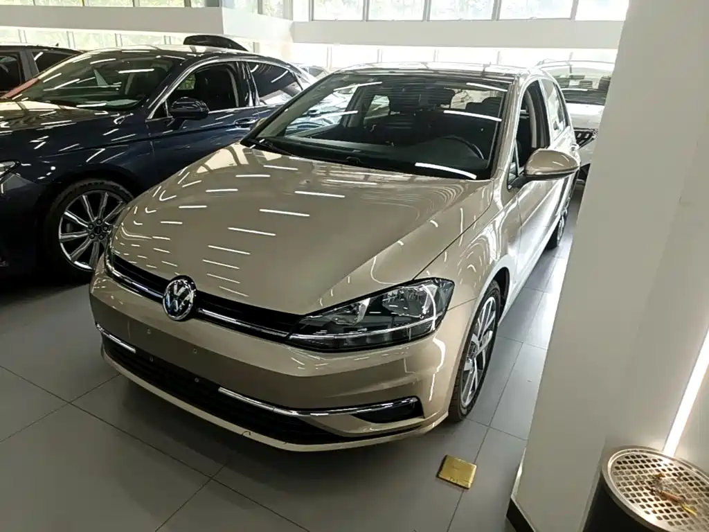 Volkswagen Golf — миниатюра 2