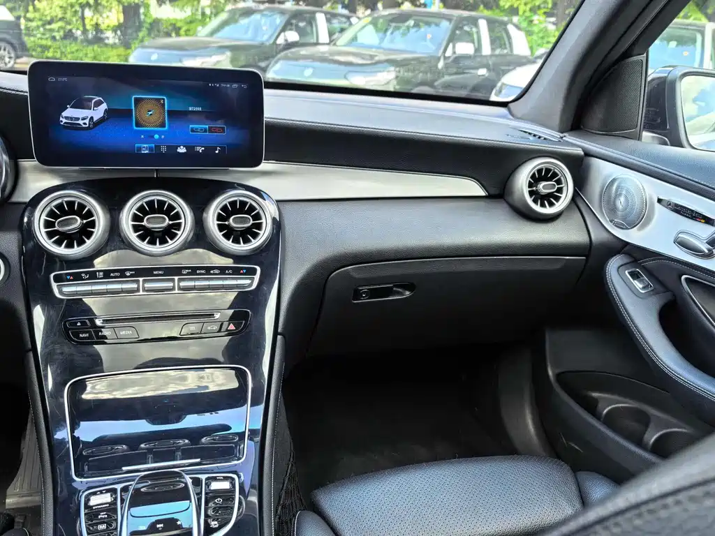 Mercedes-Benz GLC — миниатюра 13