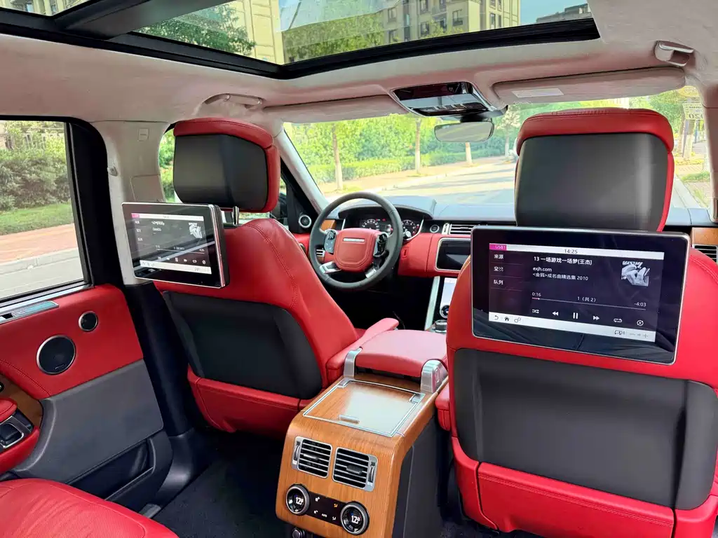 Land Rover Range Rover — миниатюра 8