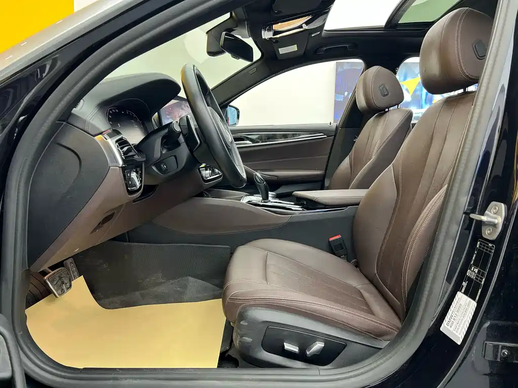 BMW 5 Series 5 2019 525Li M Sport