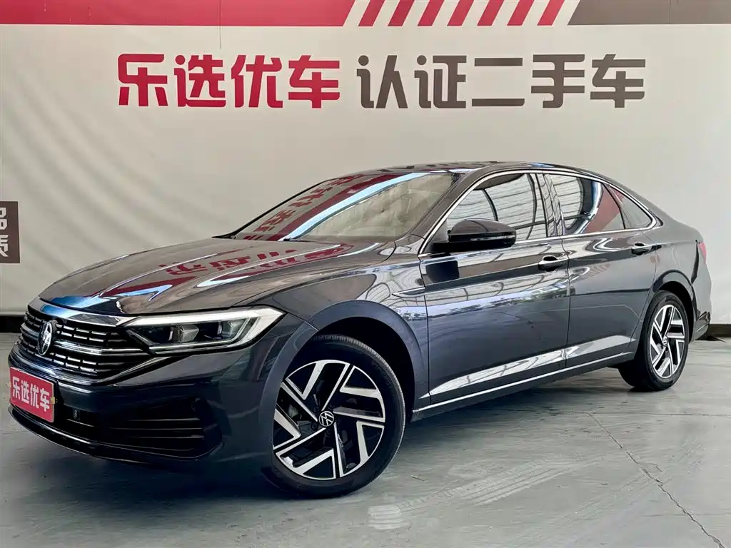 Купить Volkswagen Sagitar