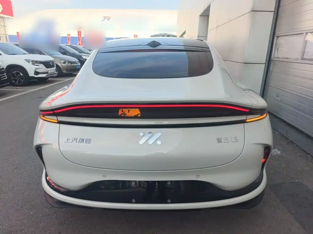 IM IM L6 — миниатюра 6