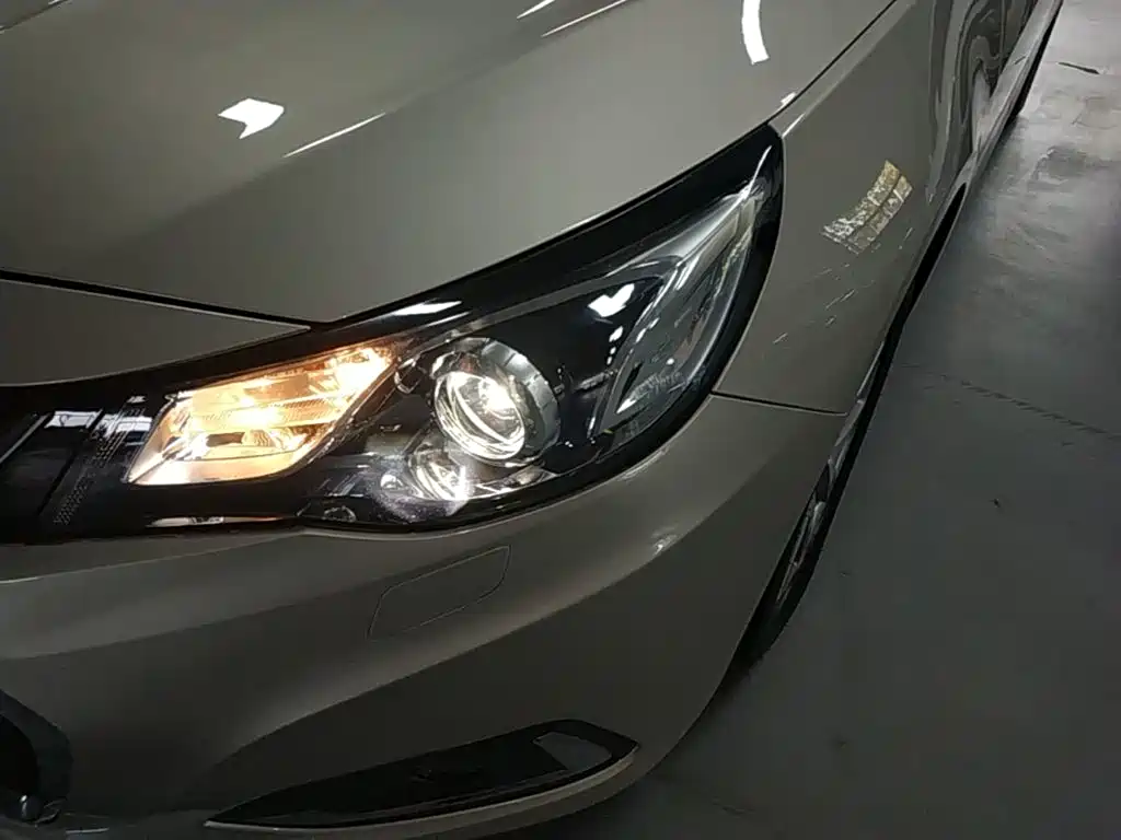Chevrolet Malibu — миниатюра 24