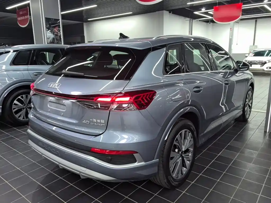 Audi Q4 e-tron — миниатюра 7