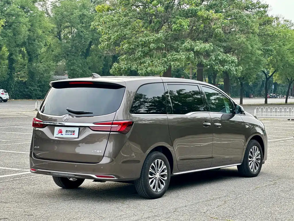 Buick GL8 2023 Luxury