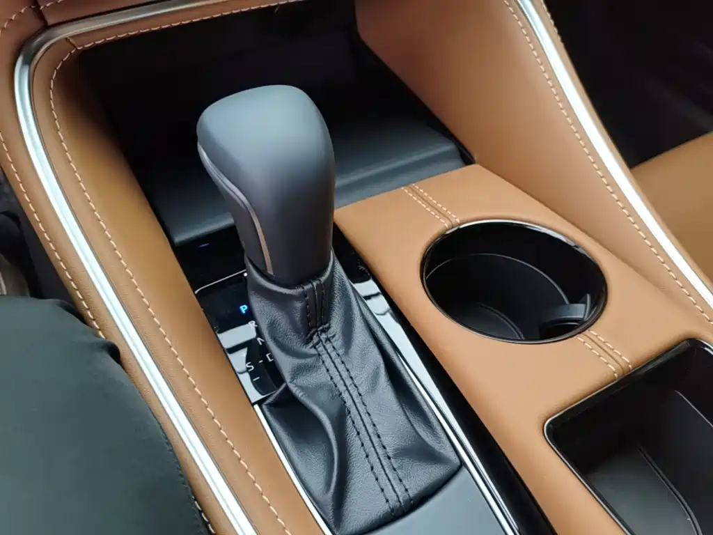Toyota Avalon — миниатюра 14