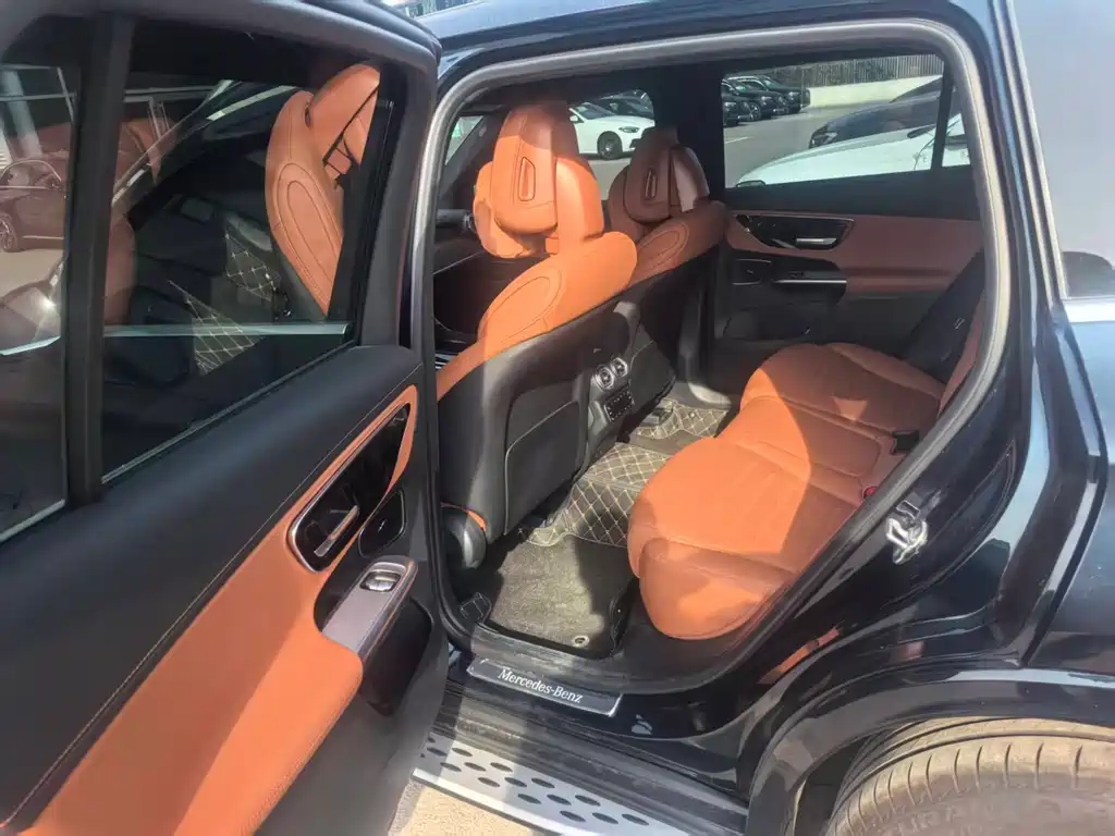 Mercedes-Benz GLC 2025 GLC 300 L 4MATIC 5 мест