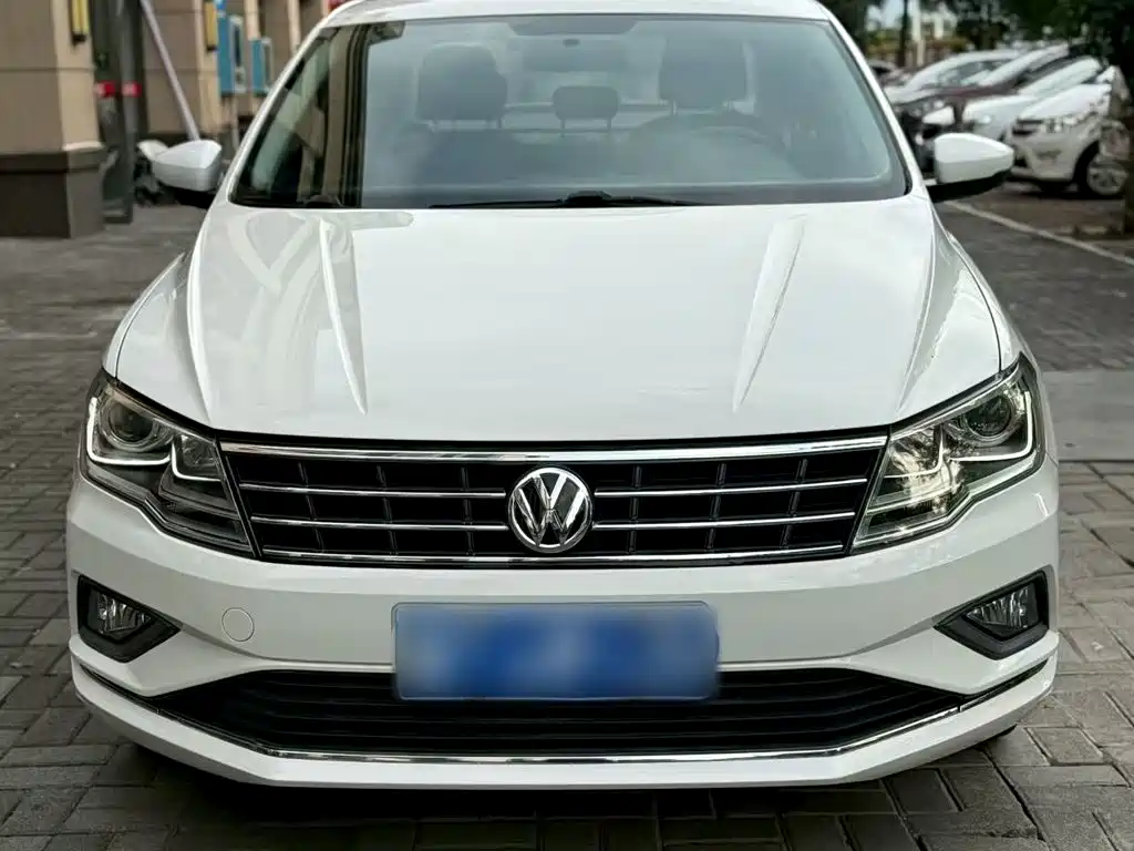 Volkswagen Jetta — миниатюра 4