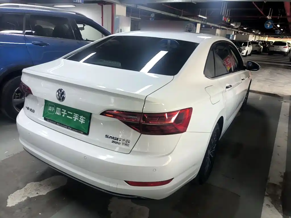 Volkswagen Sagitar — миниатюра 7