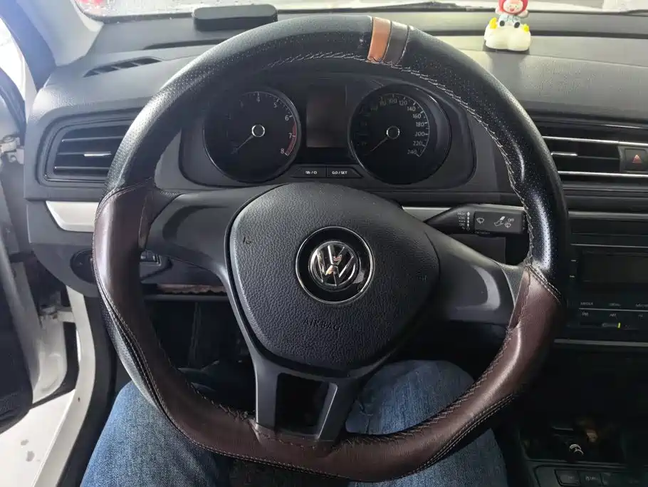 Volkswagen Lavida — миниатюра 15