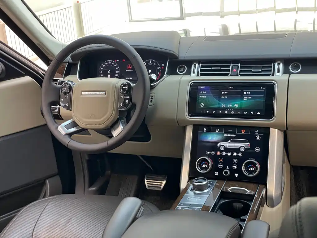 Land Rover Range Rover — миниатюра 20