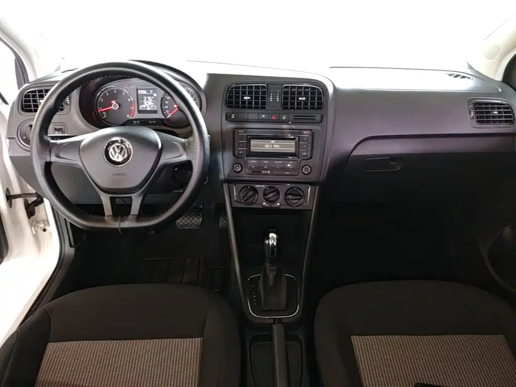 Volkswagen Polo — миниатюра 10