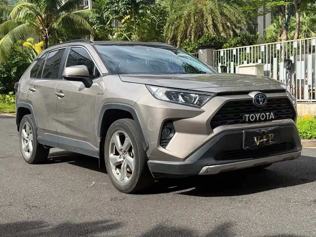 Toyota RAV4 Prime — миниатюра 12