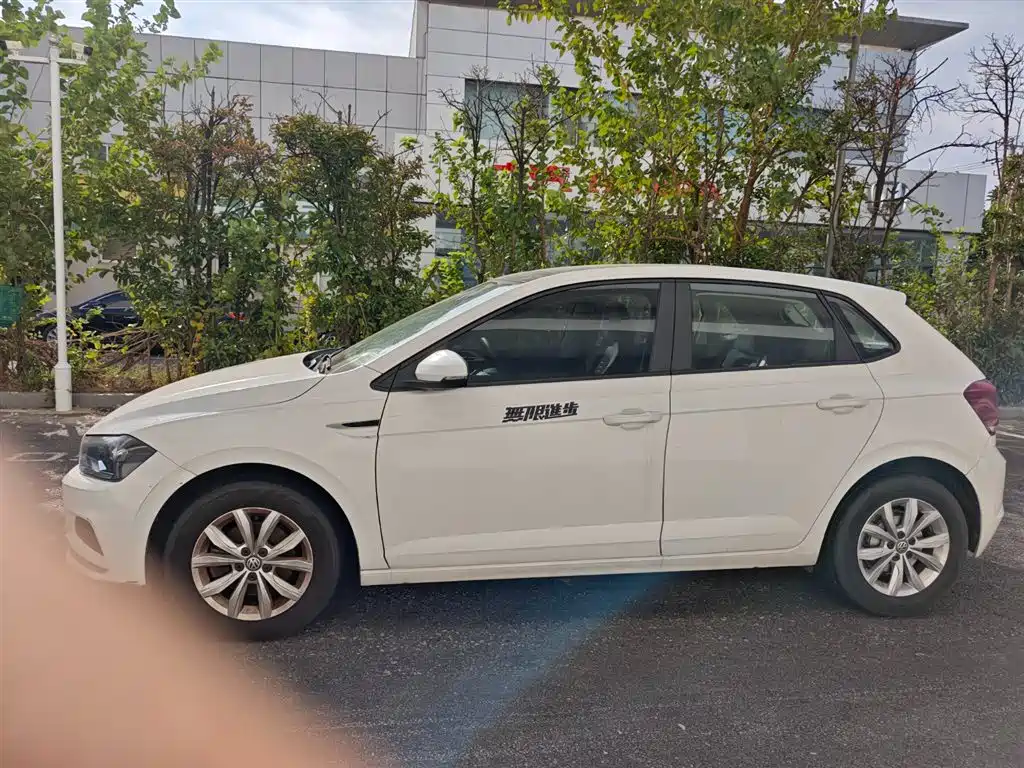 Volkswagen Polo — миниатюра 3