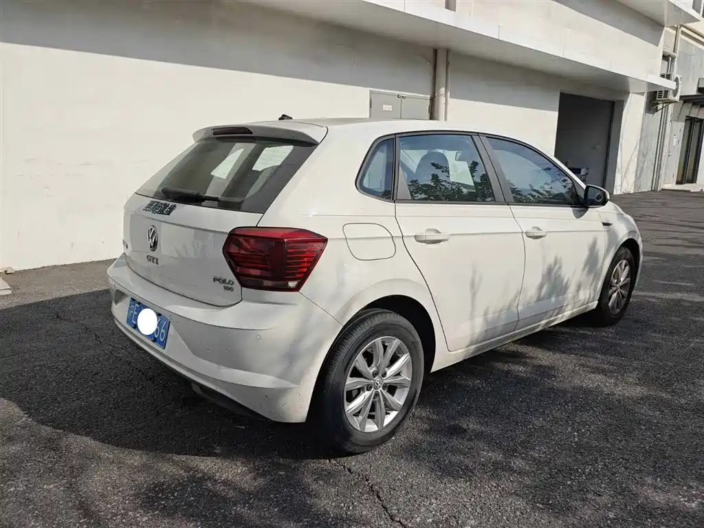 Volkswagen Polo — миниатюра 5