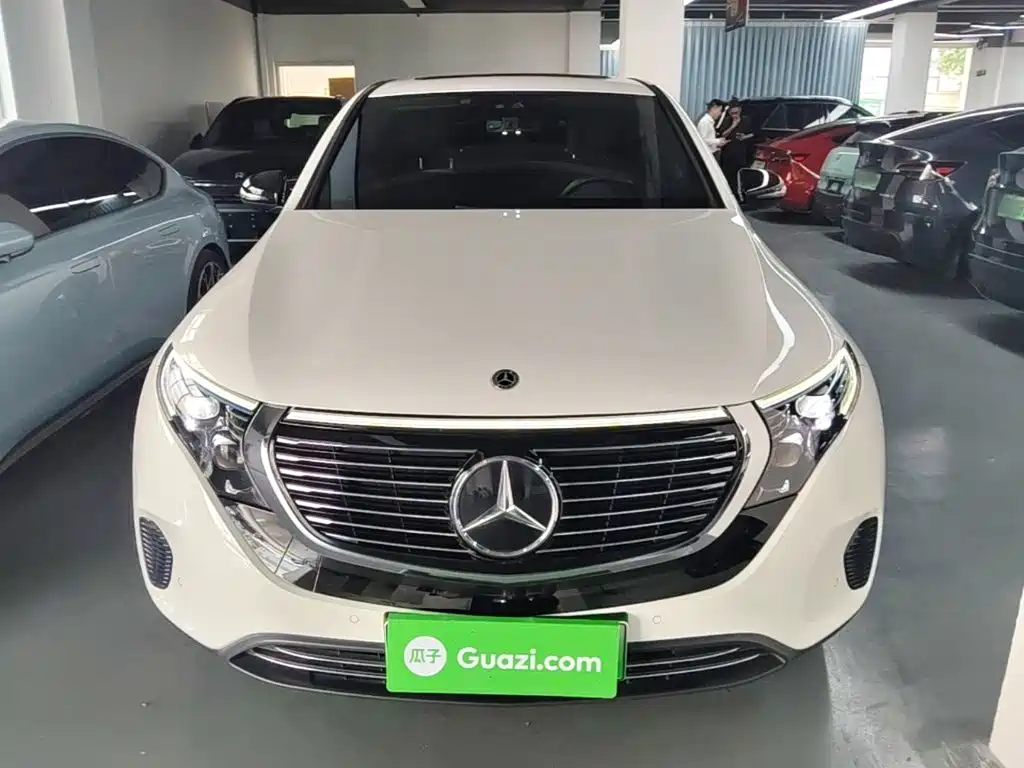 Mercedes-Benz EQC — миниатюра 3