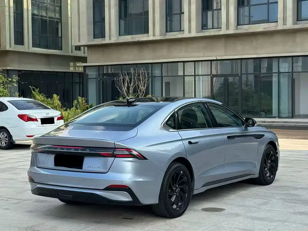 Lincoln Z — миниатюра 5