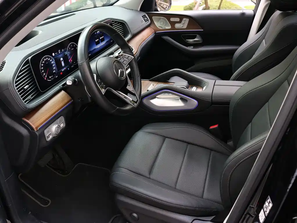 Mercedes-Benz GLE (Import) — миниатюра 6