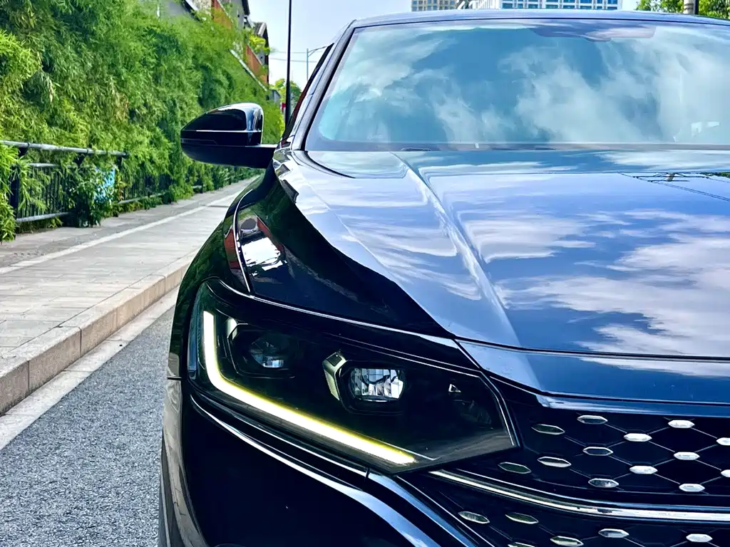 Volkswagen Passat — миниатюра 4