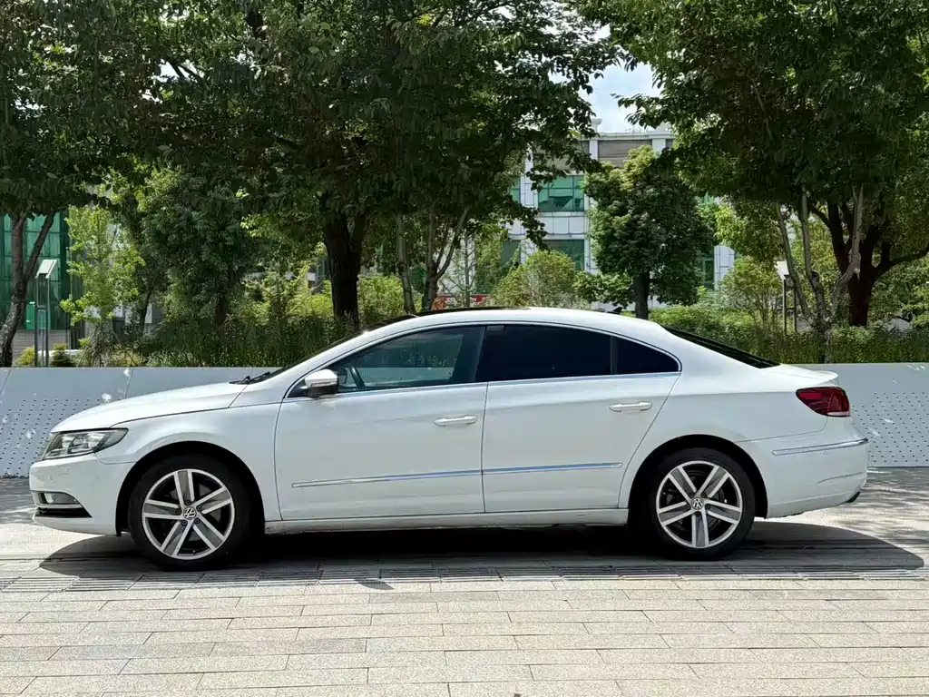 Volkswagen CC — миниатюра 9