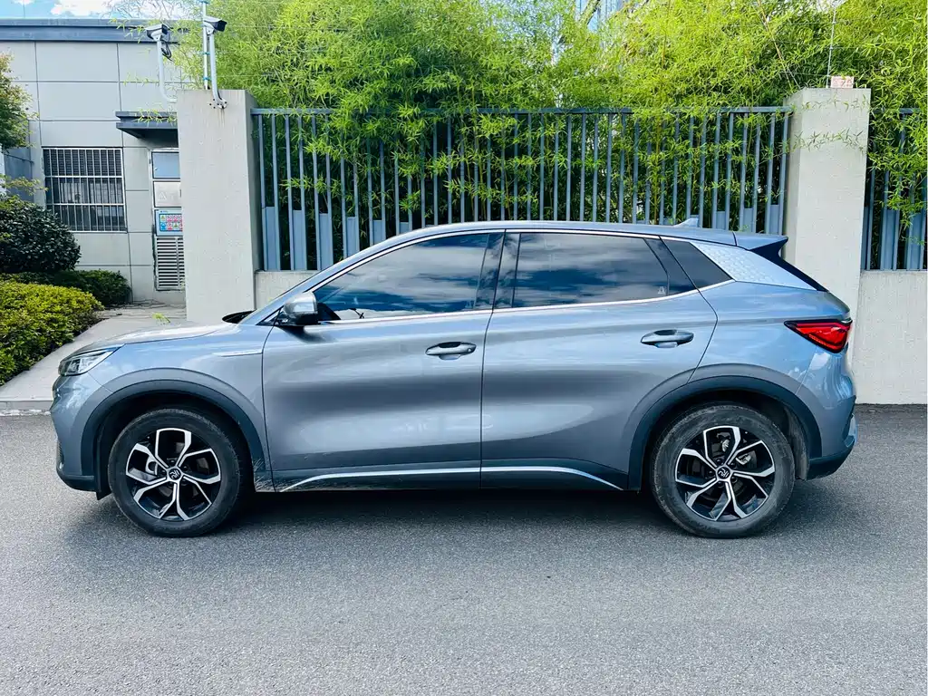 BYD Yuan Plus — миниатюра 3