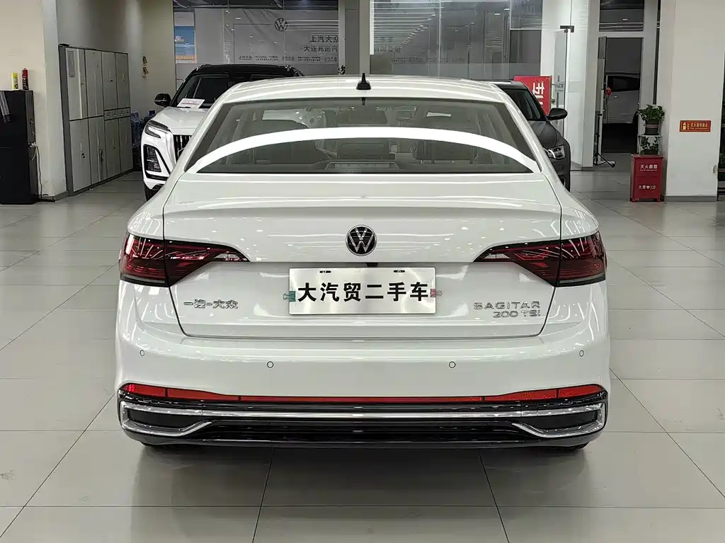 Volkswagen Sagitar — миниатюра 5