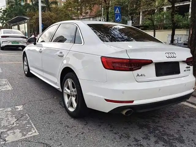 Audi A4L 2017 40 TFSI