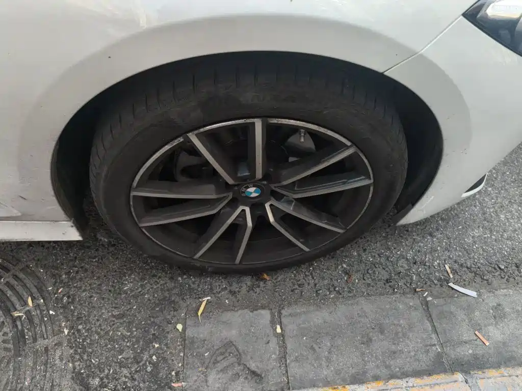 BMW 3 Series — миниатюра 24