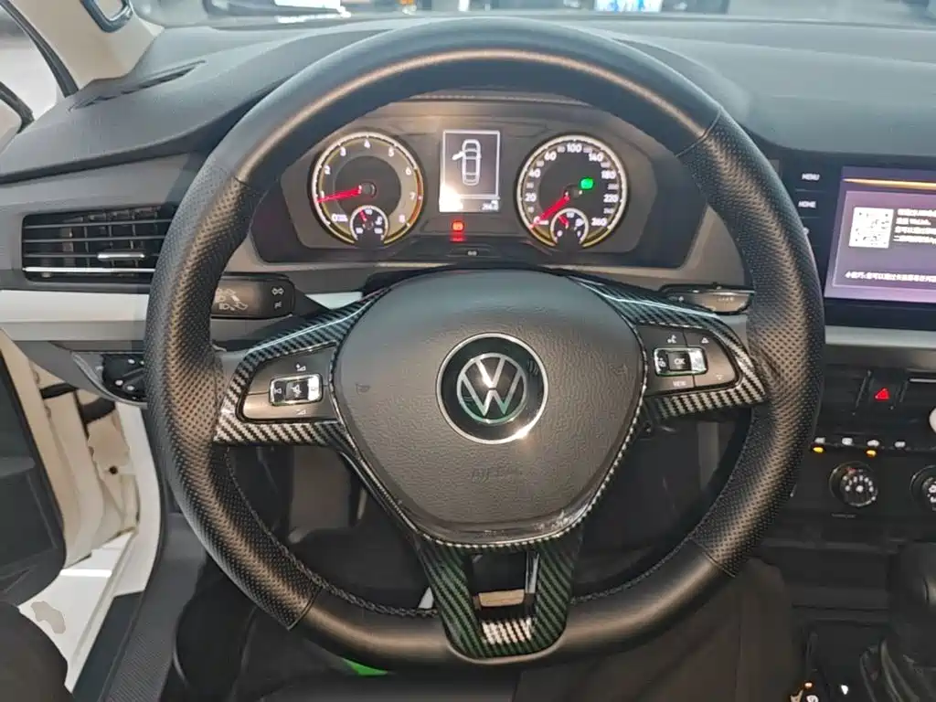 Volkswagen Lavida — миниатюра 11
