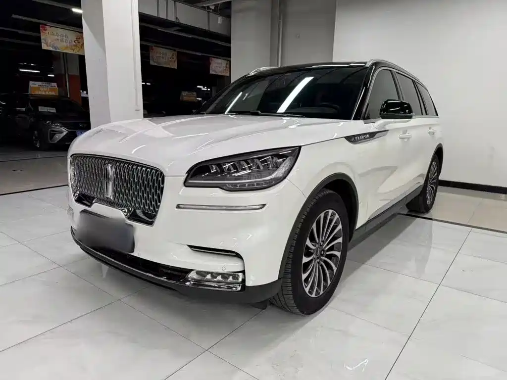 Lincoln Aviator