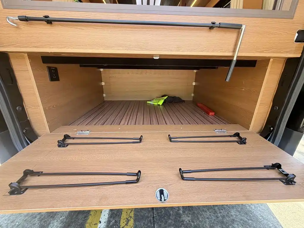 Sinotruk Vangard V — миниатюра 9
