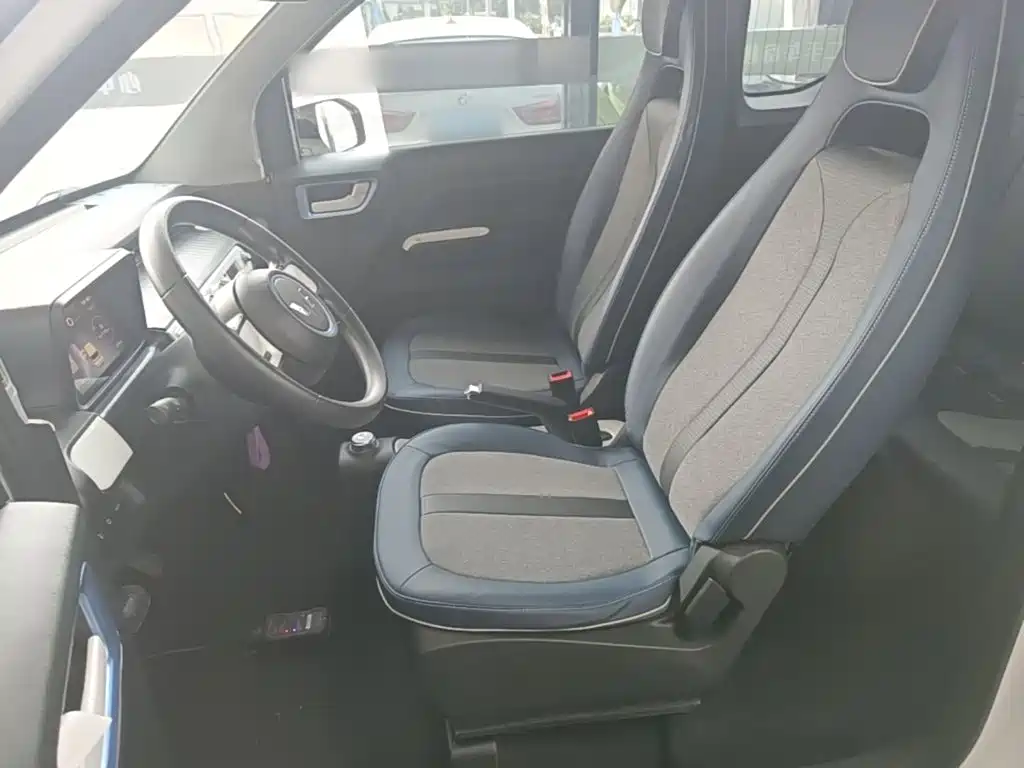 Wuling MINIEV — миниатюра 15