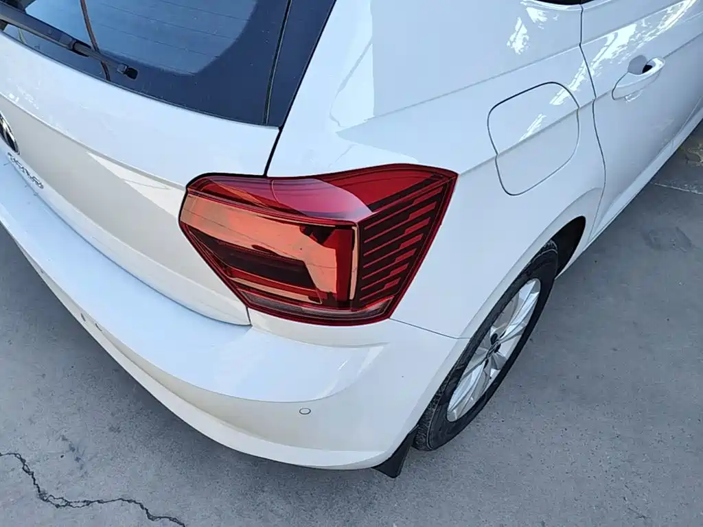 Volkswagen Polo — миниатюра 8