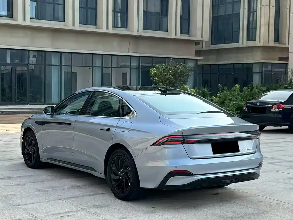 Lincoln Z — миниатюра 3