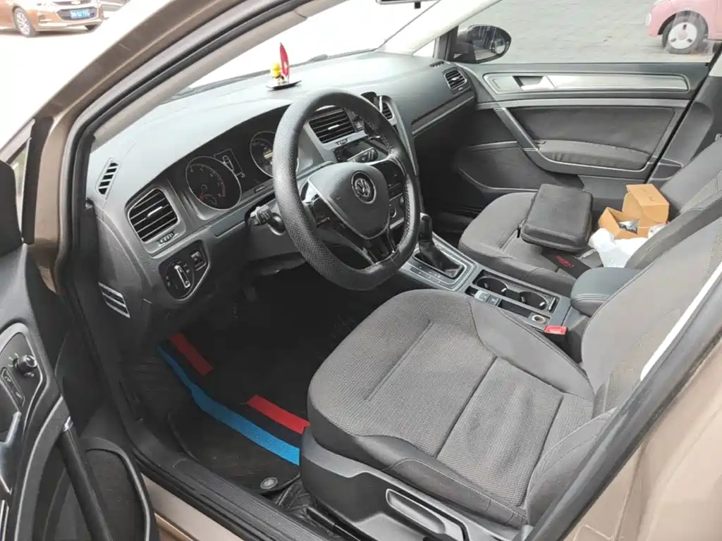 Volkswagen Golf — миниатюра 15